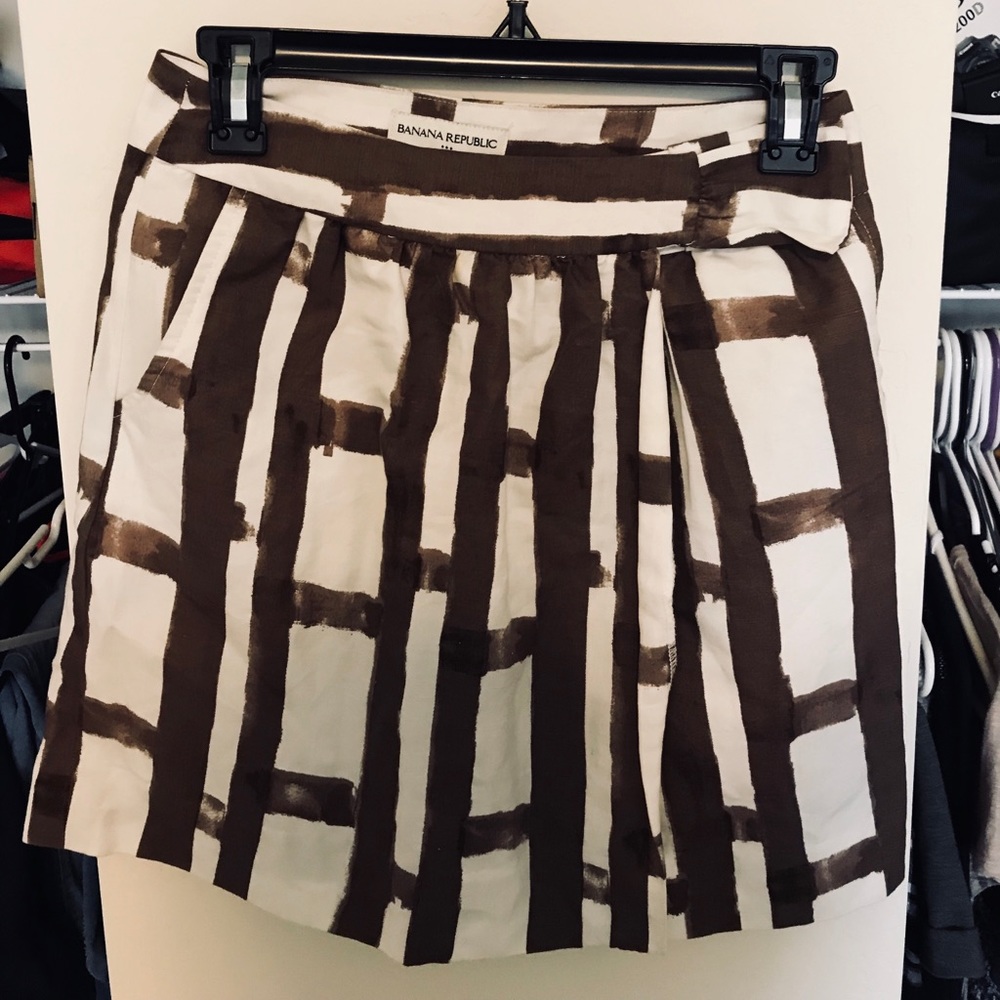 Banana Republic Brown Design Skirt❤️